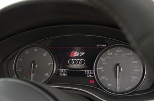 Audi S7 Sportback 2012 года  (UK)